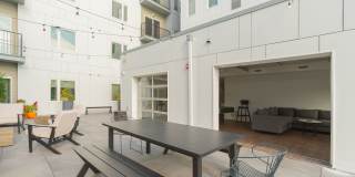 Graduate Pointe Gallery 78