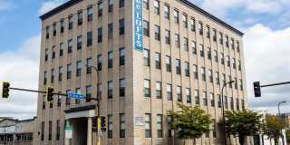 Lee Lofts Gallery 11