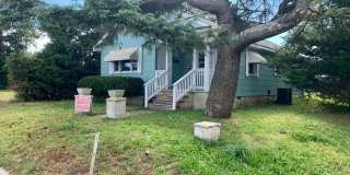 Promise Land North --  Charming 3 bedroom home in heart of Historic Walking District Downtown Morehead City! Gallery 7