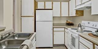 Breckenridge Apartment Homes Gallery 4