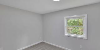 1643 Meridian Street Gallery 9