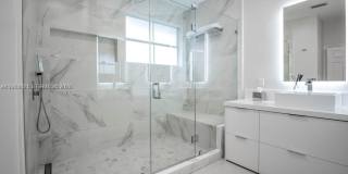 8325 NW 161st Ter Gallery 8