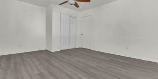 1166 E 43rd Pl Gallery 17