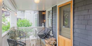 4bd/2.5ba Seattle Home Gallery 20