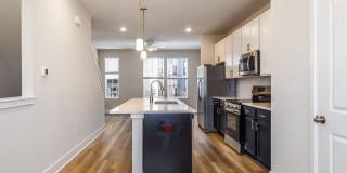 Newly Constructed 3 Bed/3.5 Bath townhome, available now! Gallery 11