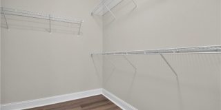1908 Harcourt Circle Gallery 23