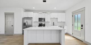 ***August 2026*** Brand New Luxury Build! 5 Bed, 5.5 Bath Townhome! Gallery 28