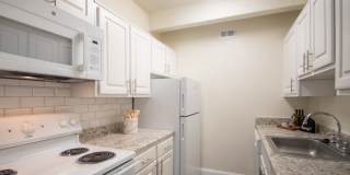 Harvard Square Apartments Gallery 1