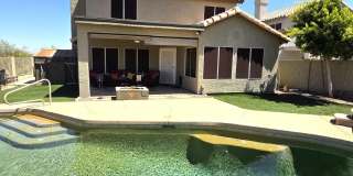 1734 E PONTIAC Drive Gallery 7