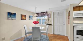 1810 New Palm Way Gallery 4