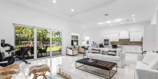 9256 Crestview Circle Gallery 14