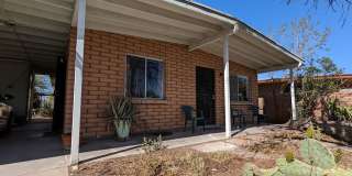 3bed & 2bath - BRAND NEW AC - Must See Home Historic Barrio Hollywood- Gallery 1