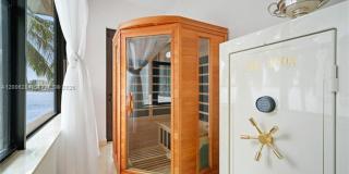 3300 NE 171st St # 3300 NORTH MIAMI BEACH, FL 33160 Gallery 29