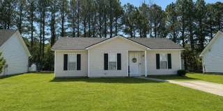 Beautiful Home with a Great Location In Town Gallery 1