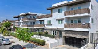 The Metropolitan at Larchmont Village Gallery 28