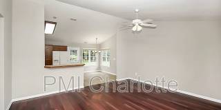 Room in 3 Bedroom Home at S Ridge Ave Gallery 13