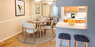 Diamond Lakes Apartment Homes Gallery 2