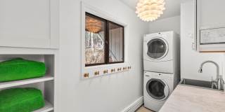 262 Eastwood Drive Gallery 38