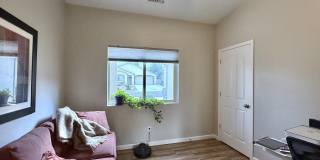 6622 E Farmstead Road Gallery 7