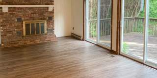 5 bedroom, 2 bathroom house (238 Spear St) Gallery 1