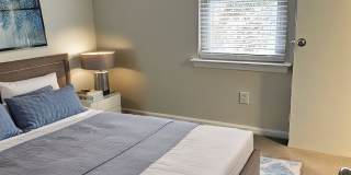 Ashland Towne Square Gallery 17