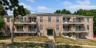 The 31st Street Apartments Gallery 2