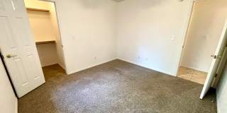 Cute 3 Bedroom Home in Center of Kingman! Gallery 19