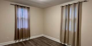Cozy Cottage in West Nashville, Walk to Charlotte Park, Easy Interstate Access, Fenced Yard, Pet Friendly, W?D hook-ups Gallery 12
