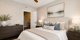 Philly Magazine-Featured Luxury 3 Bed Condo with Huge Roof Deck & Skyline Views Gallery 40