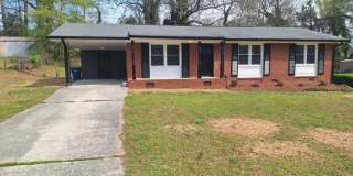 Spacious 3BR Home with Open Layout & Large Backyard Gallery 1