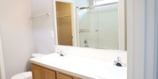 Beautiful 3-Bedroom 2-Story Home in Ridgefield for Rent - 1211 NE 168th St Gallery 19