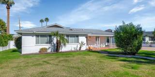 4222 E. Indianola Ave Phoenix, AZ 85018 Gallery 1