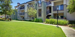 Canyon Park Apartments Gallery 33