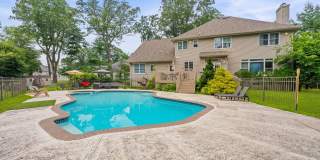 21 Old Queens Court Gallery 1