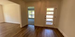 STUNNING REMODEL IN SPRING LAKE ESTATES Gallery 3