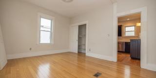 Great 4 Bed Available 9/1/26 Gallery 17