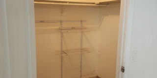 Spacious 4-Bedroom Home with Pool Gallery 21