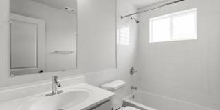 3123 N California Gallery 3