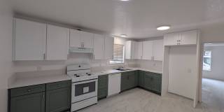 B- 6-Unit  9532-9536 1/2 Cedar Street. Gallery 4
