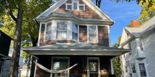 4 Bedroom and 1.5 Bathroom house! Gallery 1