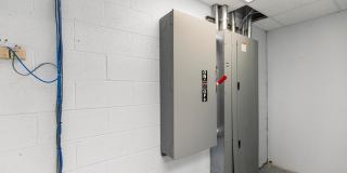 2221 Ross Clark Circle Gallery 46