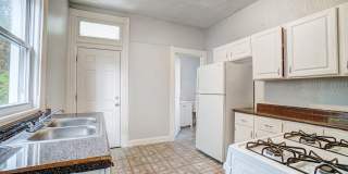 Three Bedroom in Cincinnati! Gallery 21