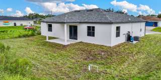 727 Cane Street East Gallery 10