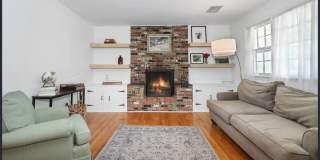 Charming 3BR House in East Windsor Gallery 1