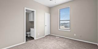 Diamond Ridge Townhomes Gallery 16