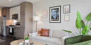 The Bohen Gallery 6