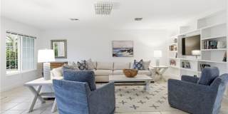 725 Dahlia Lane Gallery 19