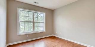 3 Story - 4 Bedroom Modern Townhome 3 Story - 4 Bedroom Modern Townhome Gallery 1