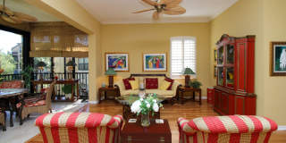 ** THE VINEYARDS SEASONAL ** 2 BED PLUS A DEN\2 BATH 2ND FLOOR COACH HOME READY FOR YOU ** VACATION READY HOME ** Gallery 44