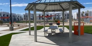 Showboat Park Apartments Gallery 58